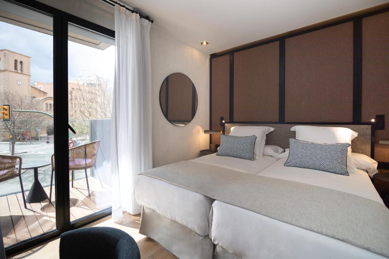 Hotell Js Plaza 4*